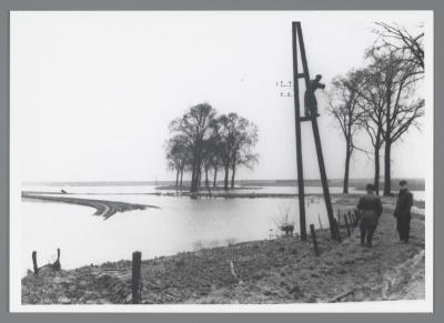 Overstroming te Kallo: zicht op de polders