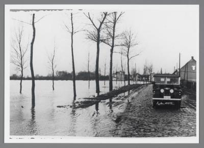 Overstroming te Kallo met zicht op bewoning