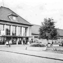 Station Lokeren, huidige stationsgebouw, jaren 1950
