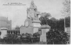 Gedenkteken Mevrouw De Kerchove d' Exaerde