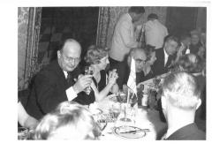 Feestmaaltijd bij te waterlating schip Loverval