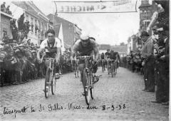 Eindspurt te Sint-Gillis-Waas